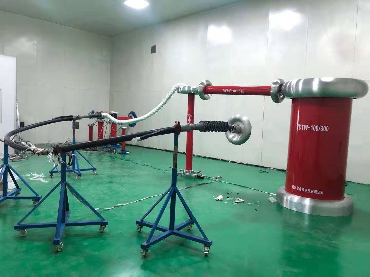 工頻無(wú)局部放電試驗(yàn)變壓器成套系統(tǒng)